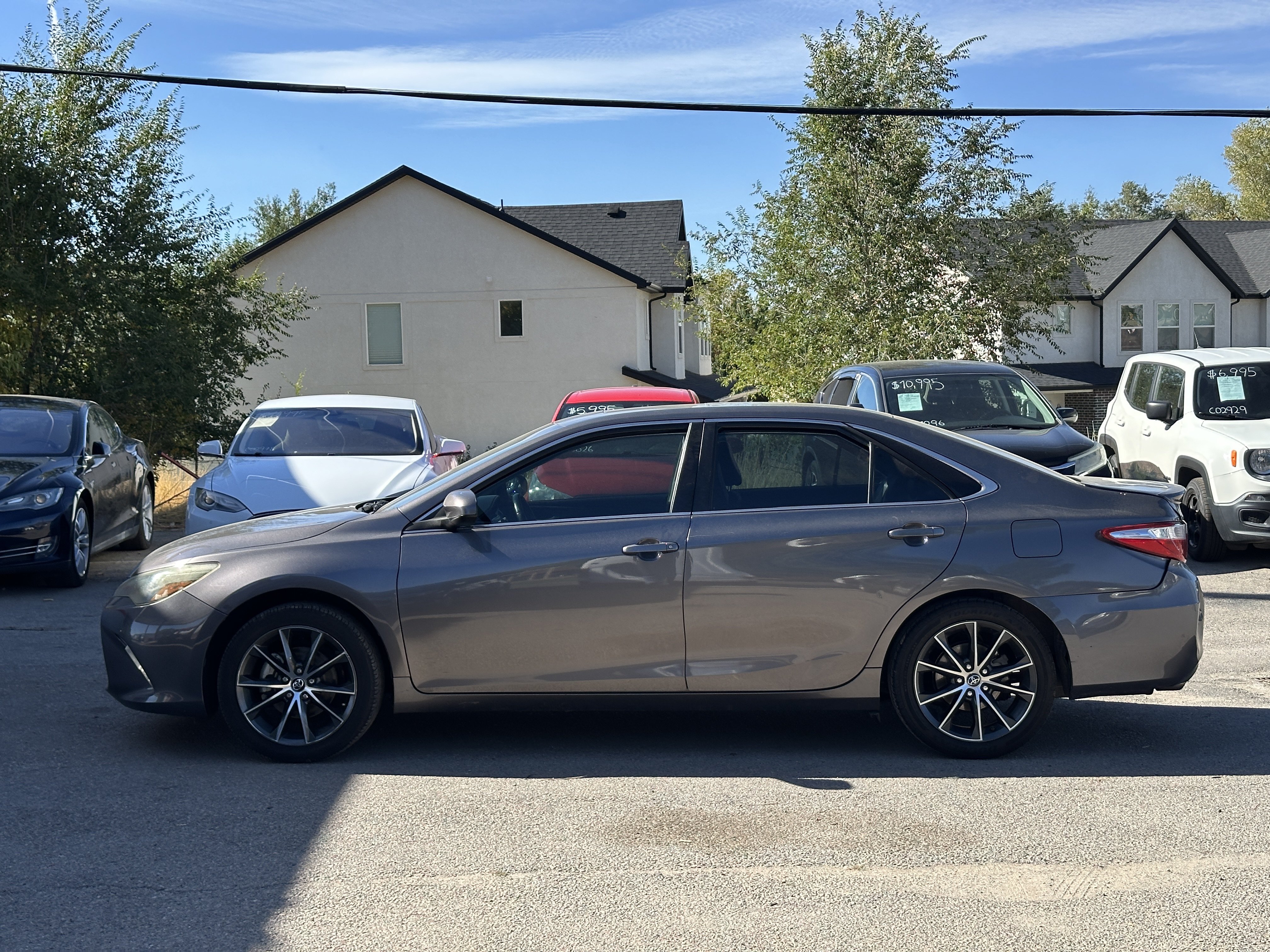 Used 2015 Toyota Camry XSE FWD image 8