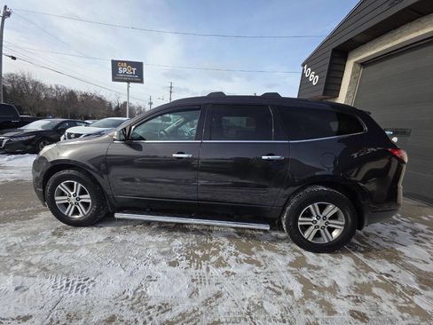 Used 2016 Chevrolet Traverse LT image 4