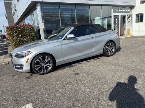 Used 2016 BMW 228i xDrive Convertible image 10