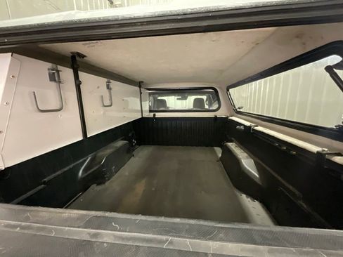 Used 2020 Toyota Tacoma SR AWD/4WD image 20