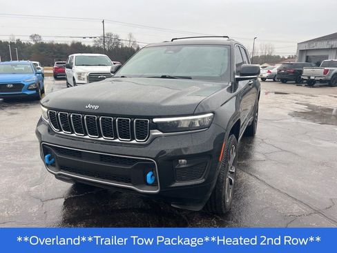 Used 2022 Jeep Grand Cherokee Overland image 3