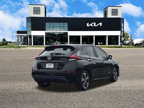 Used 2019 Nissan Leaf SV w/ SV Technology Package image 5