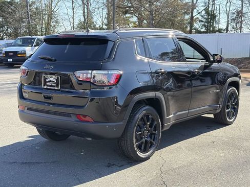 New 2026 Jeep Compass Latitude AWD/4WD image 12