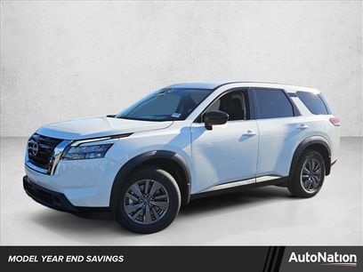 New 2025 Nissan Pathfinder S