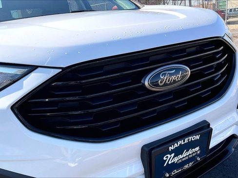 Used 2024 Ford Edge SE w/ Black Appearance Package image 28