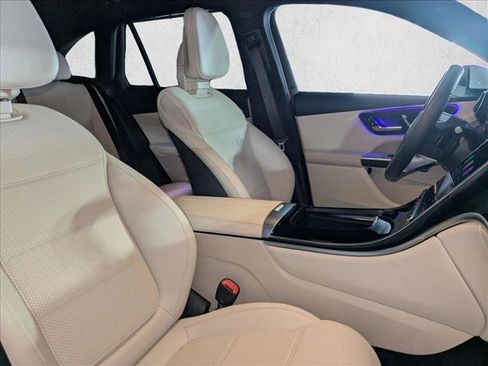 Certified 2026 Mercedes-Benz GLC 300 image 19