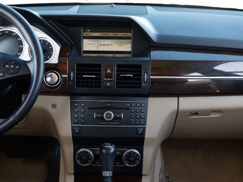 Used 2012 Mercedes-Benz GLK 350 2WD image 41