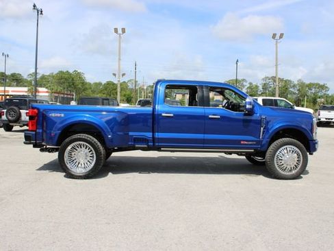 Used 2026 Ford F450 Platinum w/ Platinum Plus Package image 14