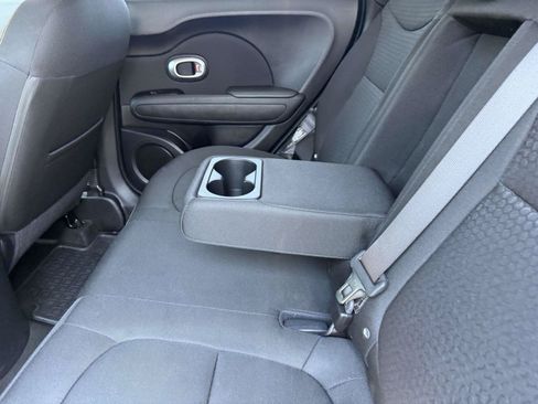 Used 2015 Kia Soul + FWD image 12
