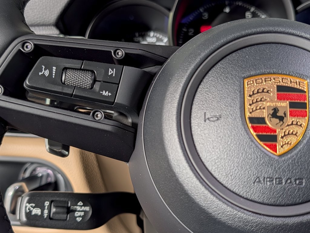 New 2026 Porsche Macan AWD/4WD image 37