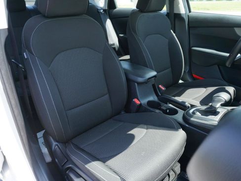 Used 2021 Kia Forte LXS FWD image 22