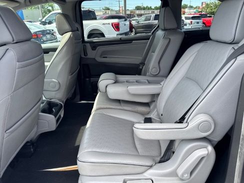 Used 2022 Honda Odyssey Elite image 15