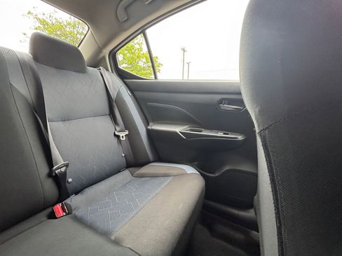 Used 2025 Nissan Versa SV FWD image 36