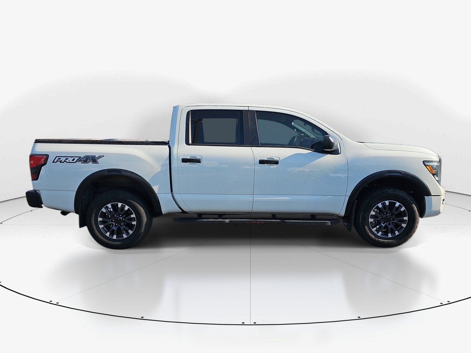 Used 2024 Nissan Titan PRO-4X w/ Off Road Protection Package AWD/4WD image 2