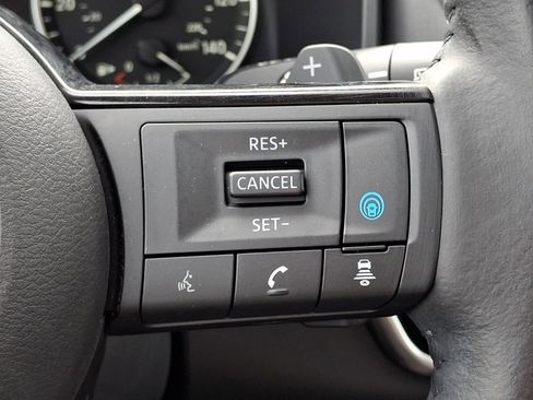 Used 2021 Nissan Rogue SL w/ Premium Package image 25