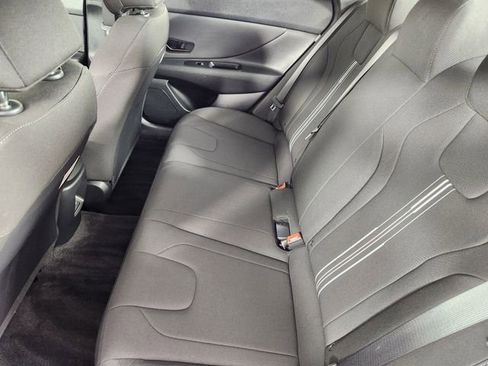 Certified 2025 Hyundai Elantra SEL w/ Cargo Package image 12