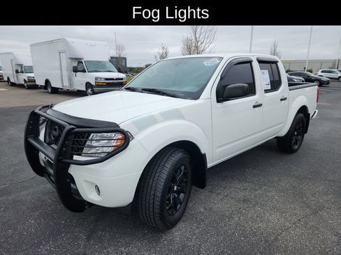Used 2020 Nissan Frontier SV AWD/4WD image 3