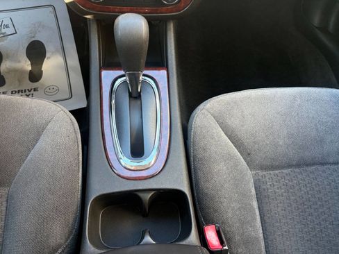 Used 2009 Chevrolet Impala LT image 14