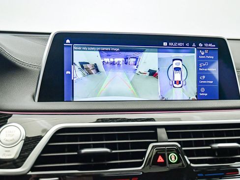 Certified 2022 BMW 740i w/ M Sport Package image 29