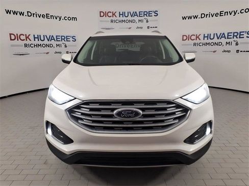 Used 2019 Ford Edge Titanium w/ Cold Weather Package image 2