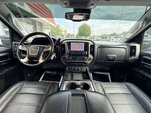 Used 2015 GMC Sierra 2500 Denali w/ Duramax Plus Package AWD/4WD image 35