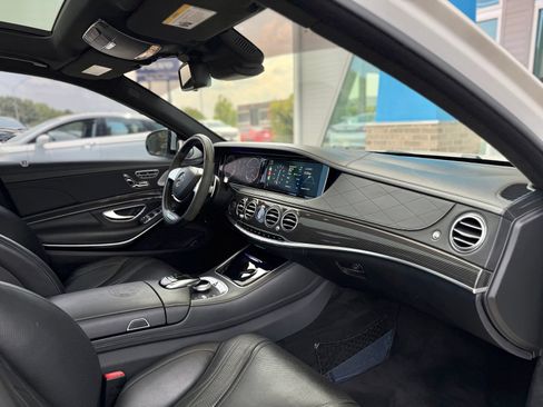 Used 2015 Mercedes-Benz S 63 AMG 4MATIC Sedan image 44