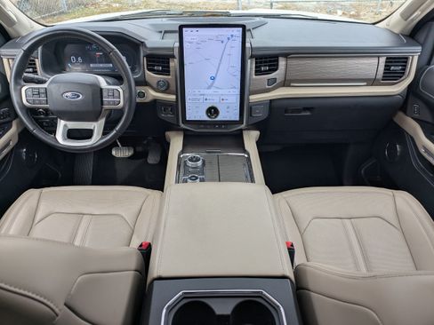 Used 2023 Ford Expedition Max Limited AWD/4WD image 16