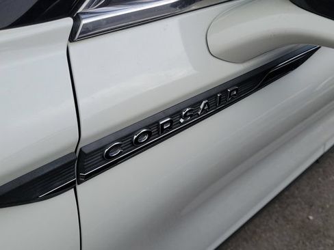 Certified 2022 Lincoln Corsair FWD image 6