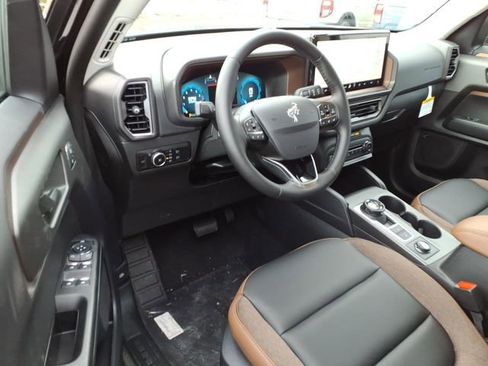 New 2025 Ford Bronco Sport Outer Banks w/ Outer Banks Tech Package+ AWD/4WD image 23