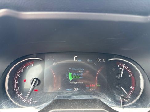 Used 2024 Toyota RAV4 XLE Premium FWD image 10