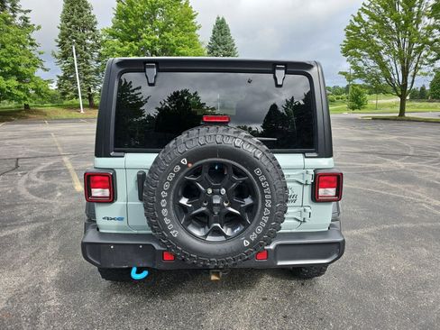 Used 2023 Jeep Wrangler Unlimited w/ Cold Weather Group AWD/4WD image 3