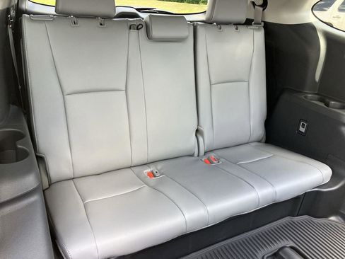 New 2026 Toyota Highlander Limited AWD/4WD image 14