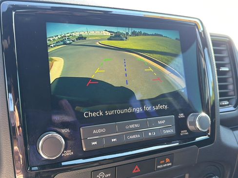 Used 2024 Nissan Frontier Pro-X RWD image 24