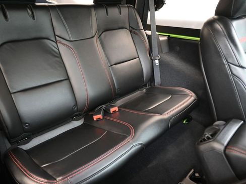 Used 2019 Jeep Wrangler Rubicon image 16