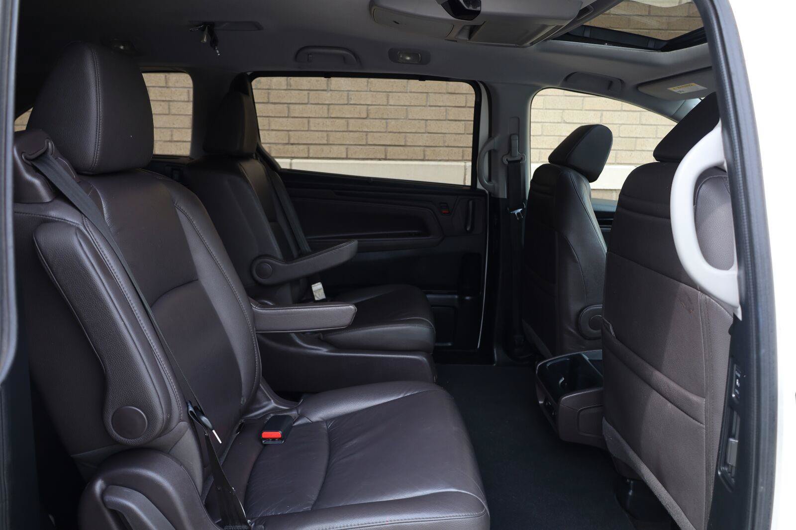 Used 2019 Honda Odyssey Elite image 25