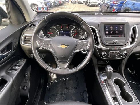 Used 2020 Chevrolet Equinox LT w/ Sport Edition image 5