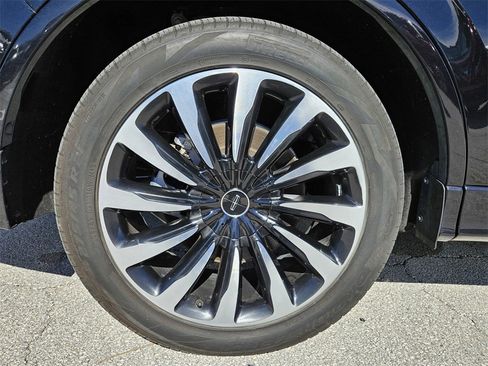 Used 2023 Lincoln Aviator Black Label Grand Touring image 46