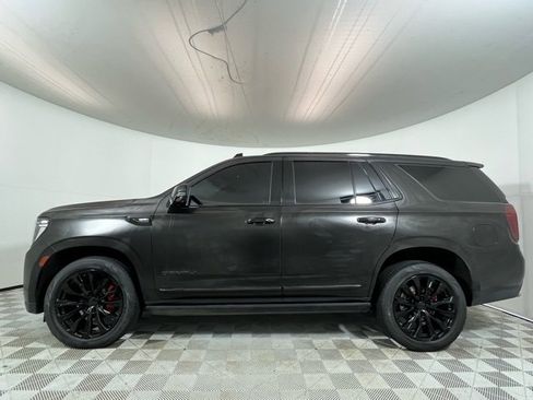 Used 2021 GMC Yukon Denali w/ Denali Premium Package image 5