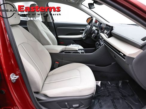 Used 2025 Hyundai Sonata SEL FWD image 24