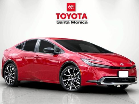 New 2026 Toyota Prius Plug-In Hybrid FWD image 1