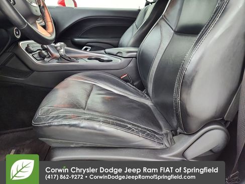 Used 2015 Dodge Challenger SXT Plus image 19