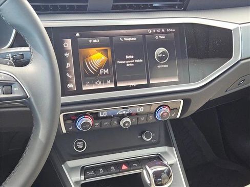 Used 2025 Audi Q3 2.0T Premium w/ Convenience Package image 12