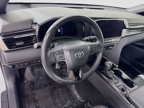 Certified 2025 Toyota Camry SE FWD image 10
