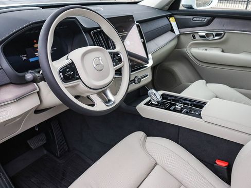 New 2026 Volvo XC90 T8 Ultra w/ Protection Package Premier image 28