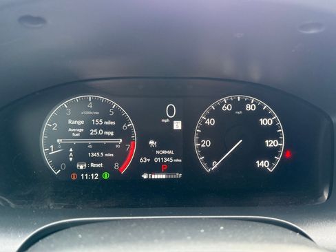 Used 2025 Honda HR-V Sport image 15