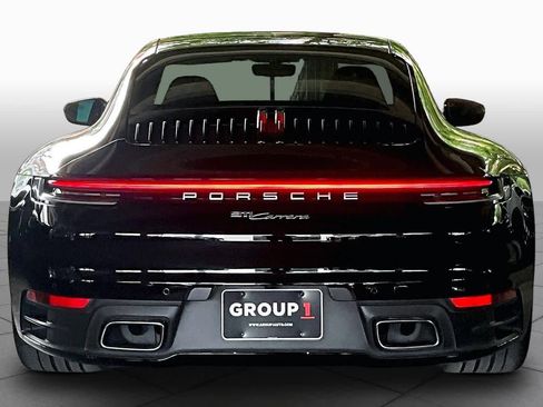 Used 2024 Porsche 911 Carrera RWD image 4