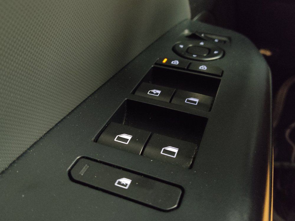 Used 2025 Kia K4 FWD image 27