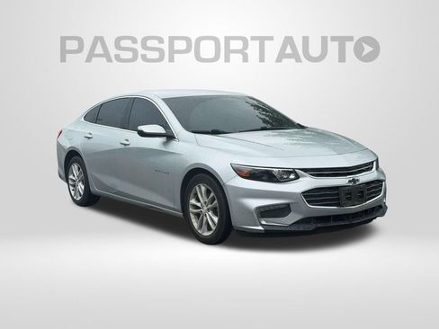 Used 2018 Chevrolet Malibu LT FWD image 6