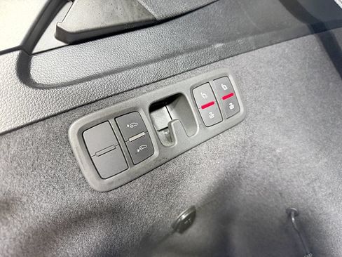 Used 2021 Audi SQ7 Premium Plus w/ Executive Package AWD/4WD image 15