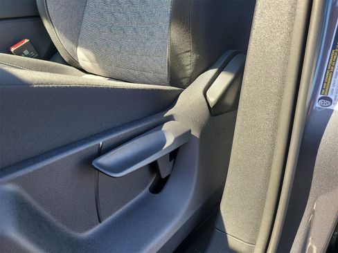 Used 2025 Volkswagen Tiguan S image 19